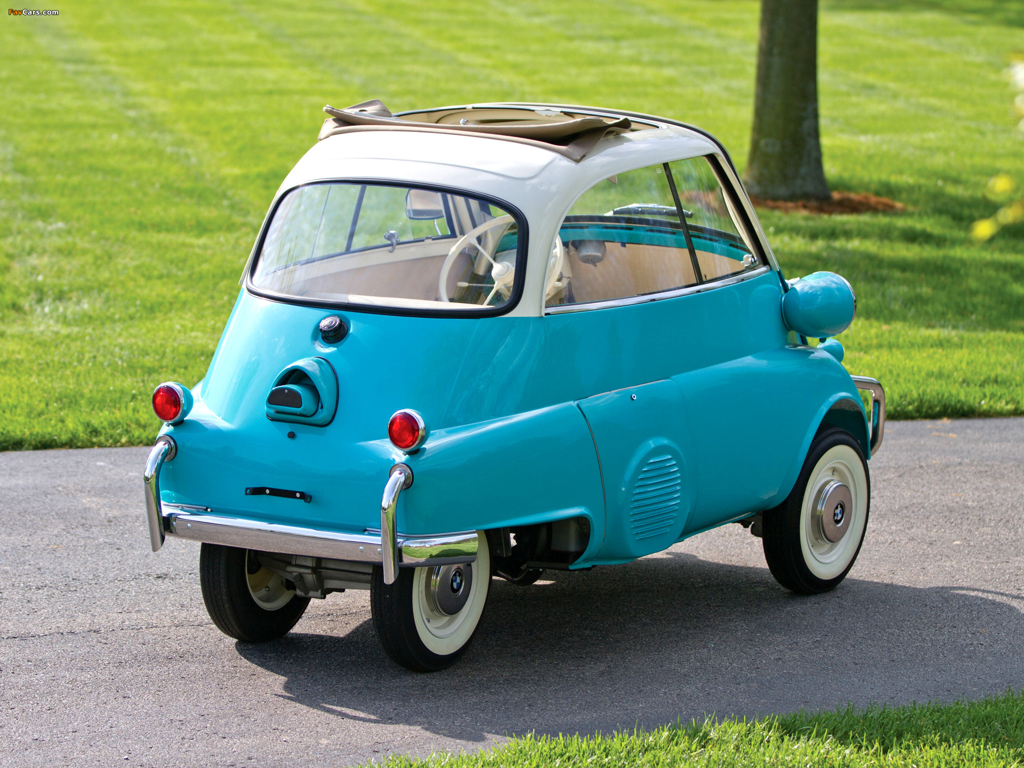 Isetta Wallpapers