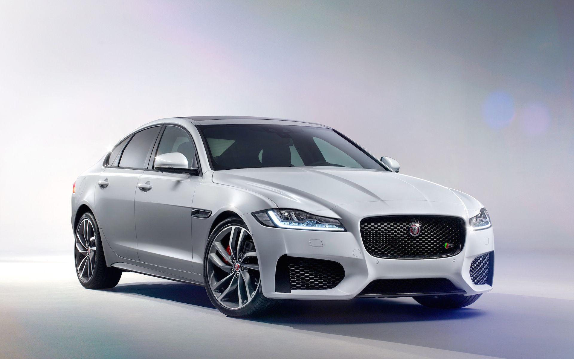 Jaguar C-Xf Wallpapers