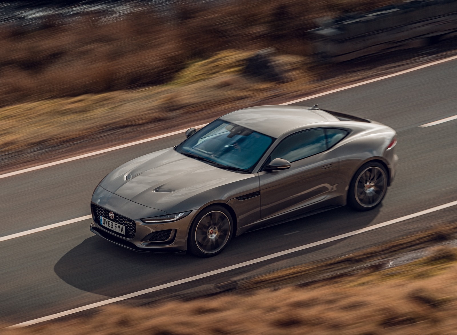 Jaguar F-Type P 450 Coupe R-Dynamic Wallpapers