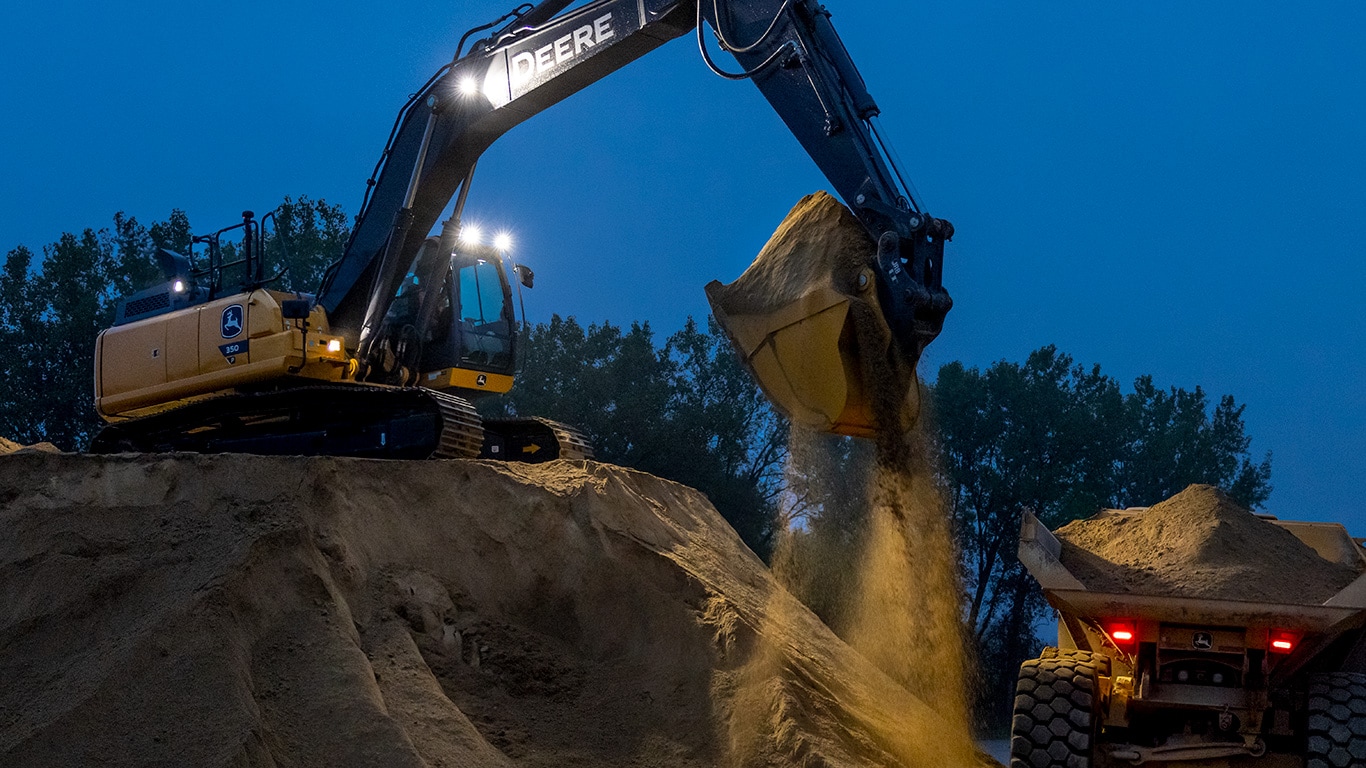 John Deere 350G Excavator Wallpapers