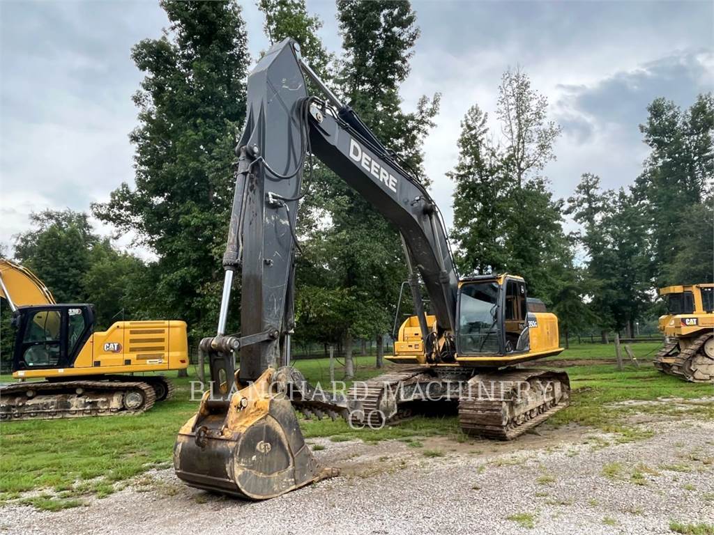 John Deere 350G Excavator Wallpapers