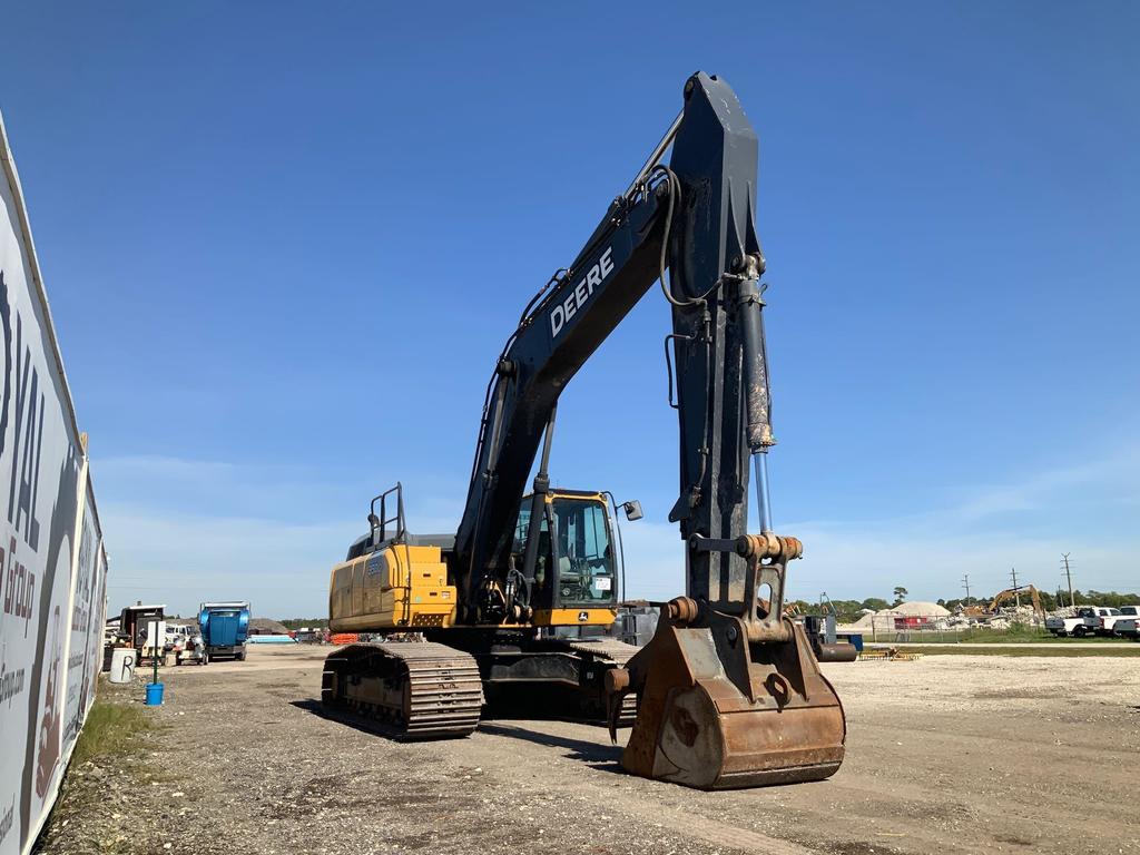 John Deere 350G Excavator Wallpapers