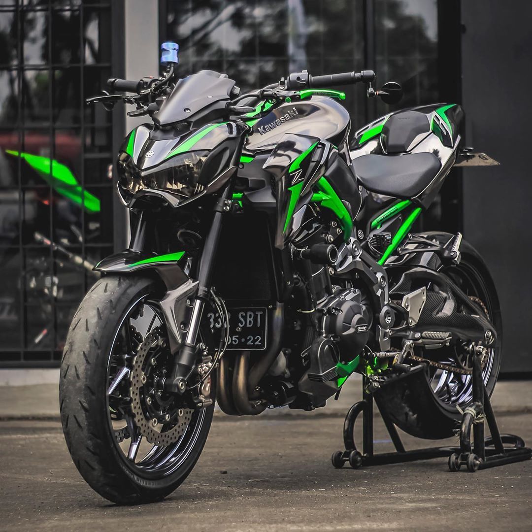 Kawasaki Z900 Wallpapers