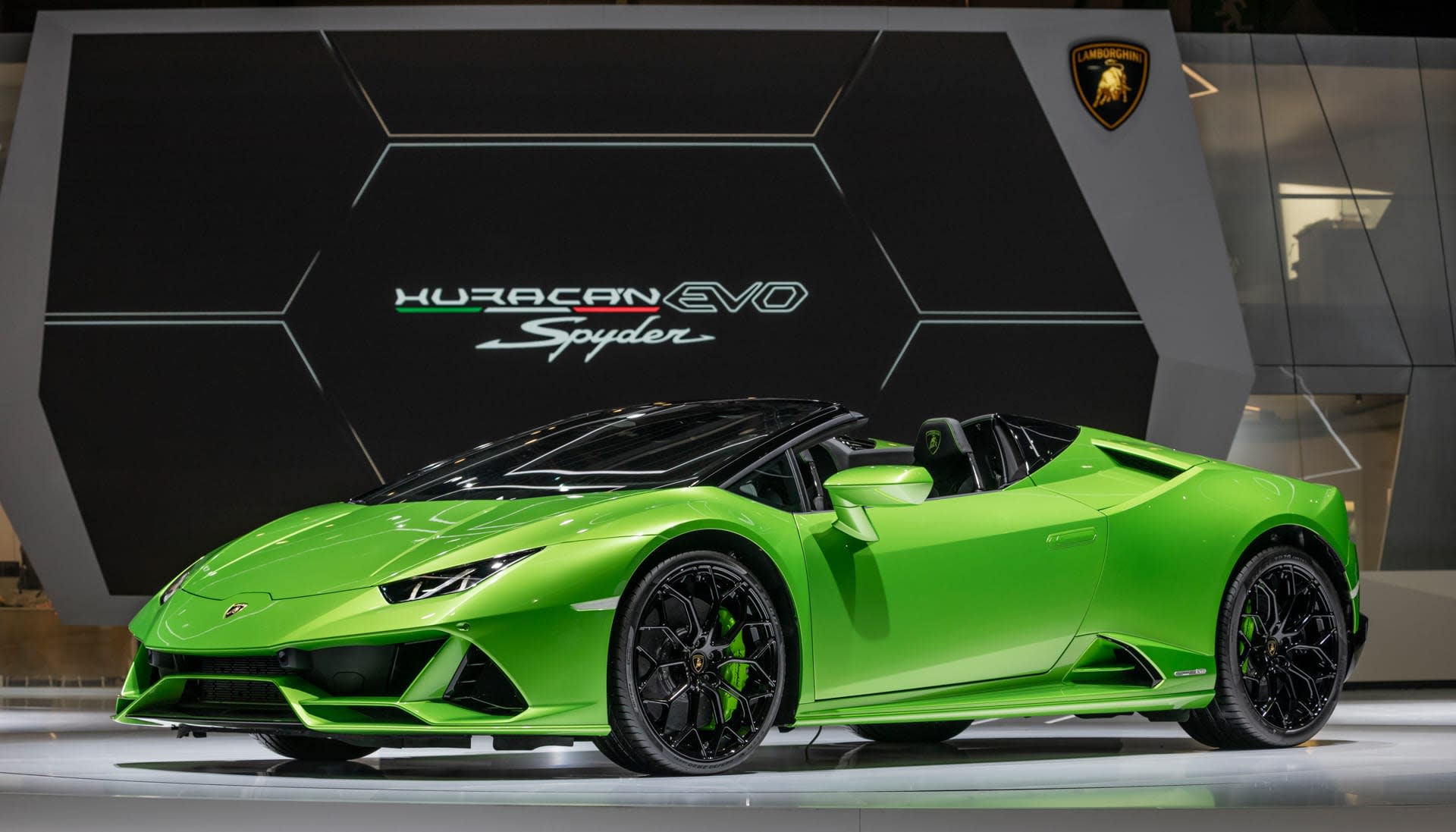 Lamborghini Flying Star Ii Wallpapers