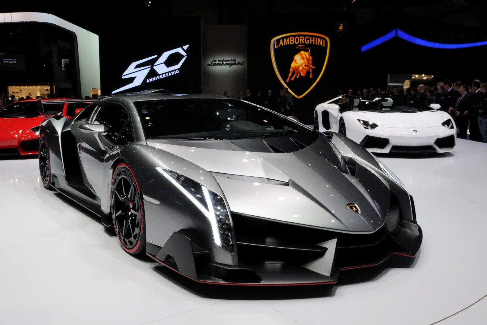 Lamborghini Veneno Roadster Wallpapers