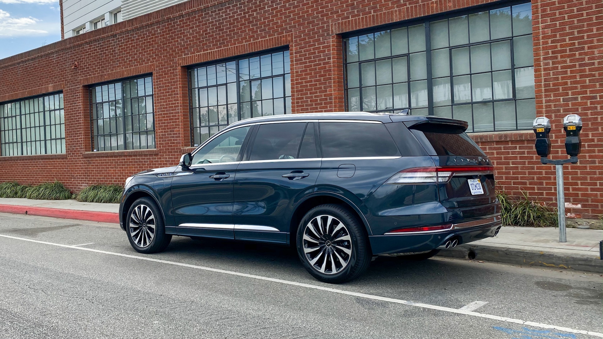 Lincoln Aviator Grand Touring Wallpapers
