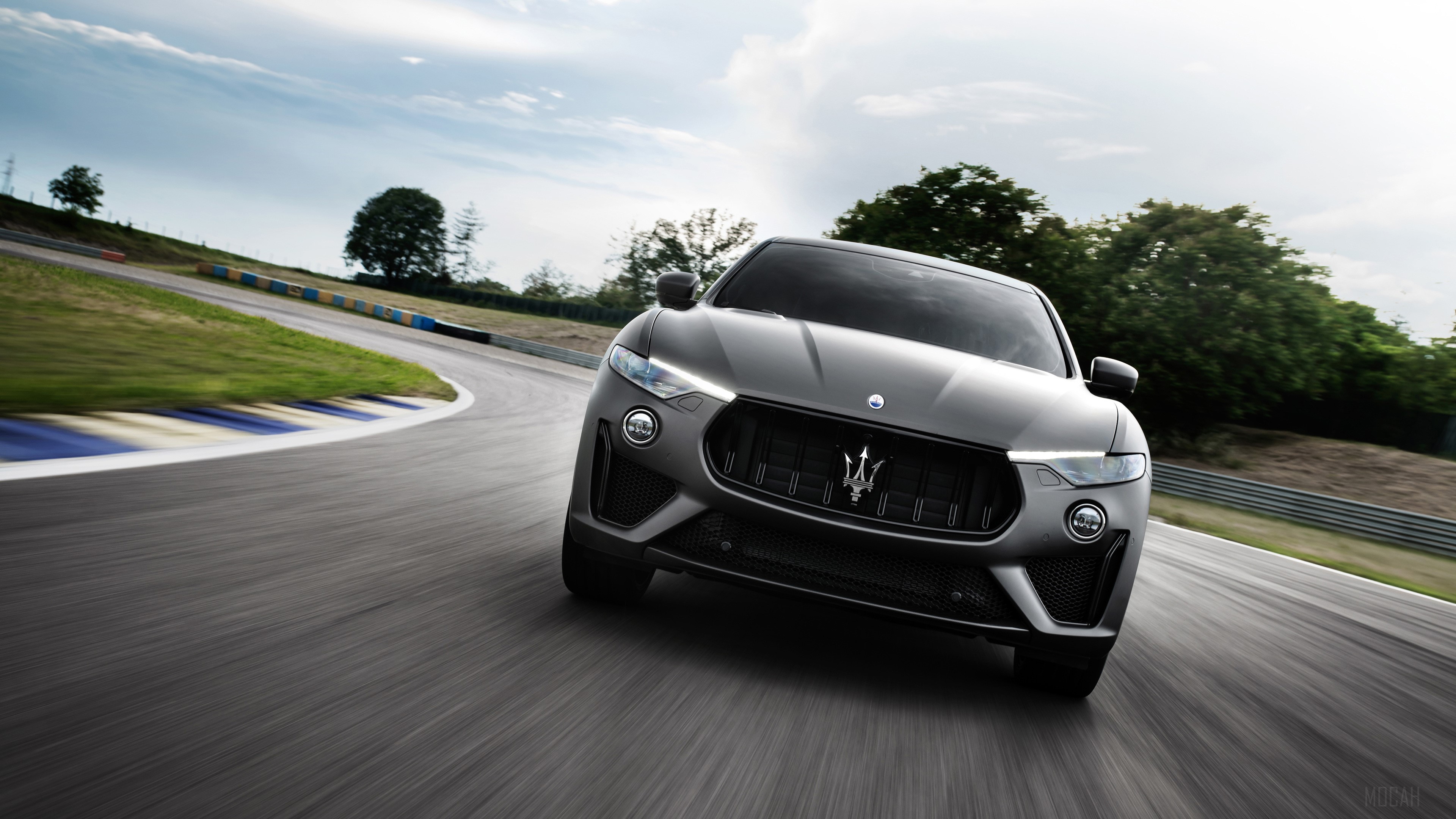 Maserati Levante Trofeo Futura Wallpapers