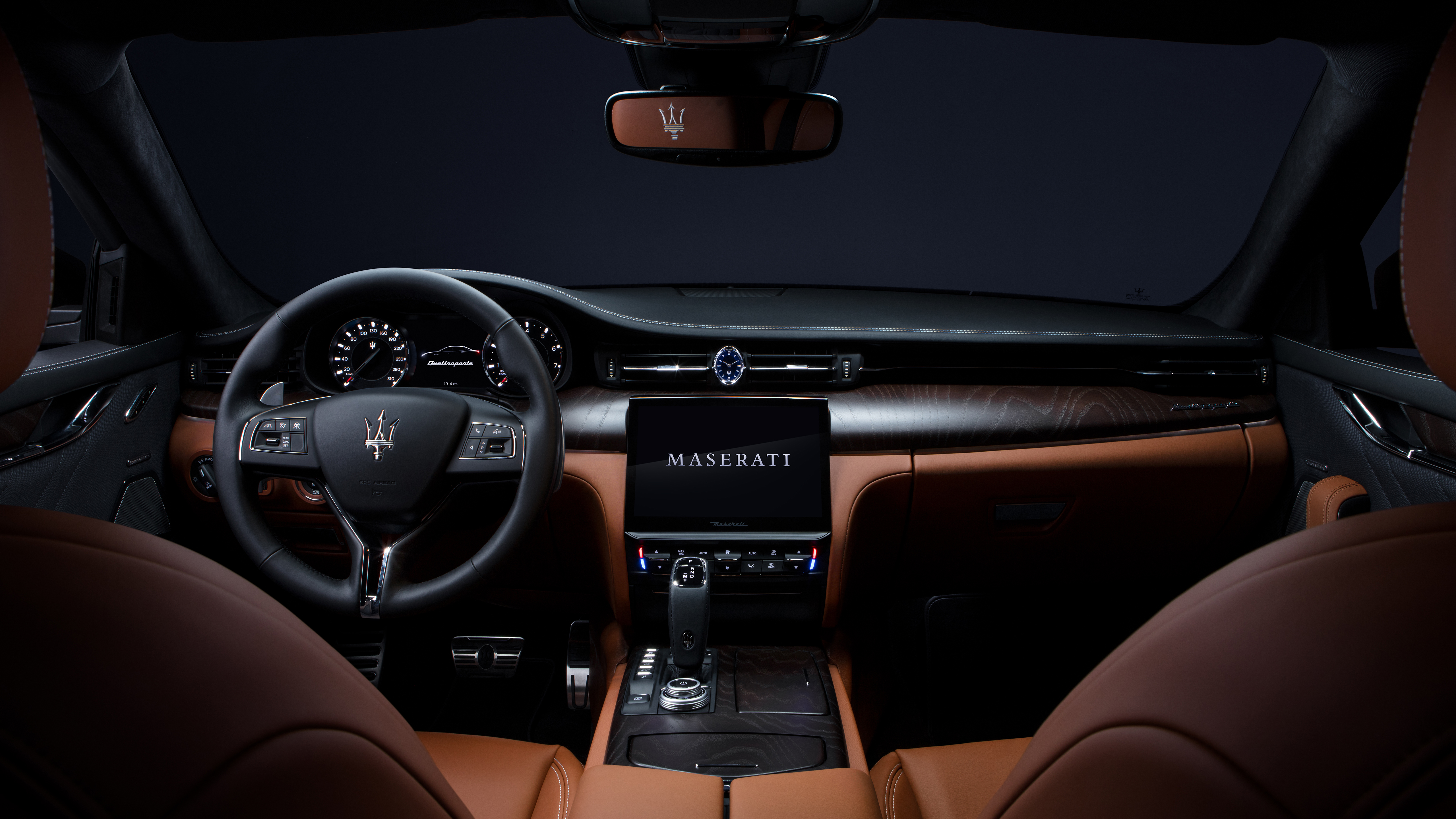 Maserati Quattroporte Granlusso Wallpapers