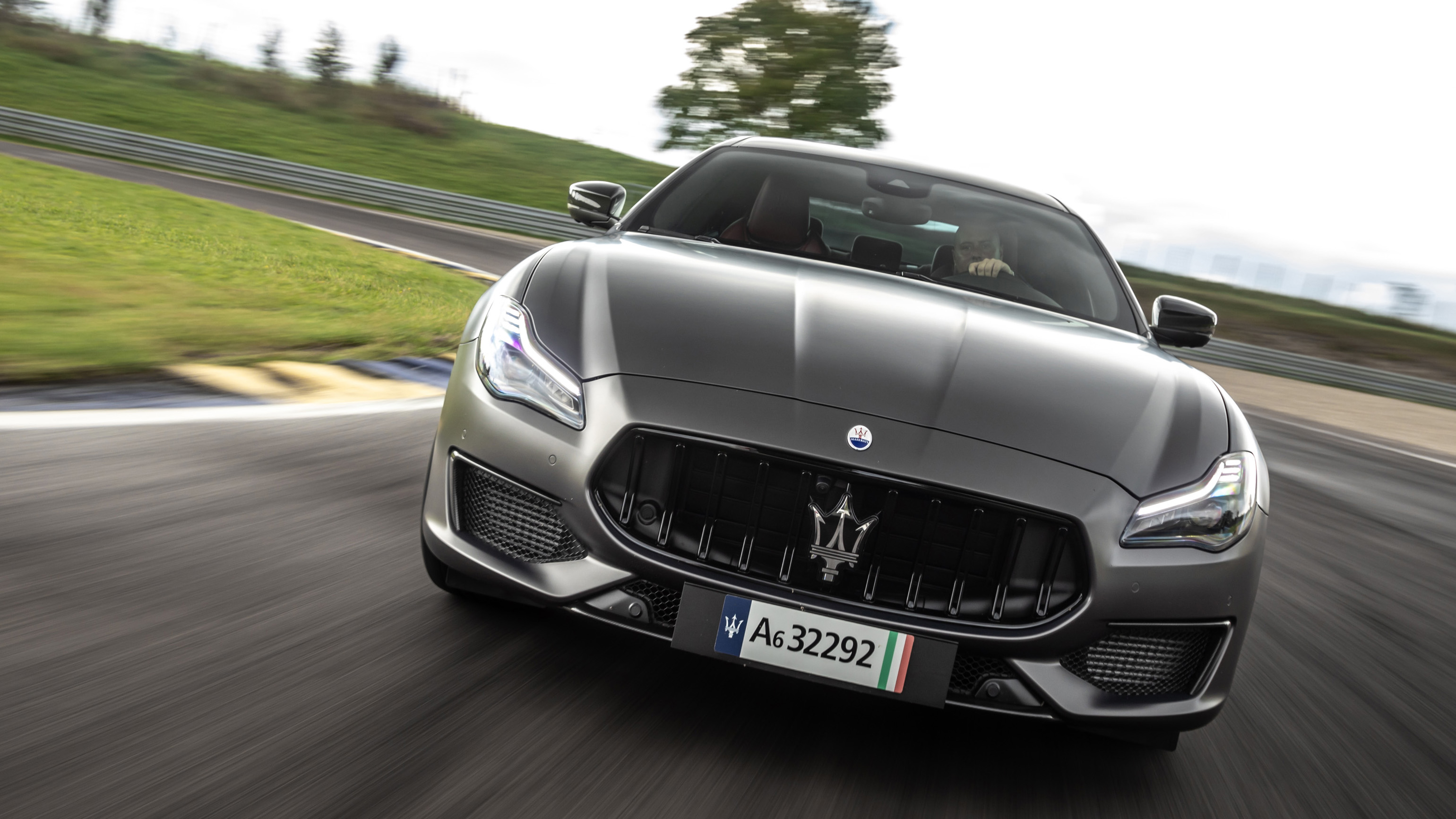 Maserati Quattroporte Trofeo Wallpapers