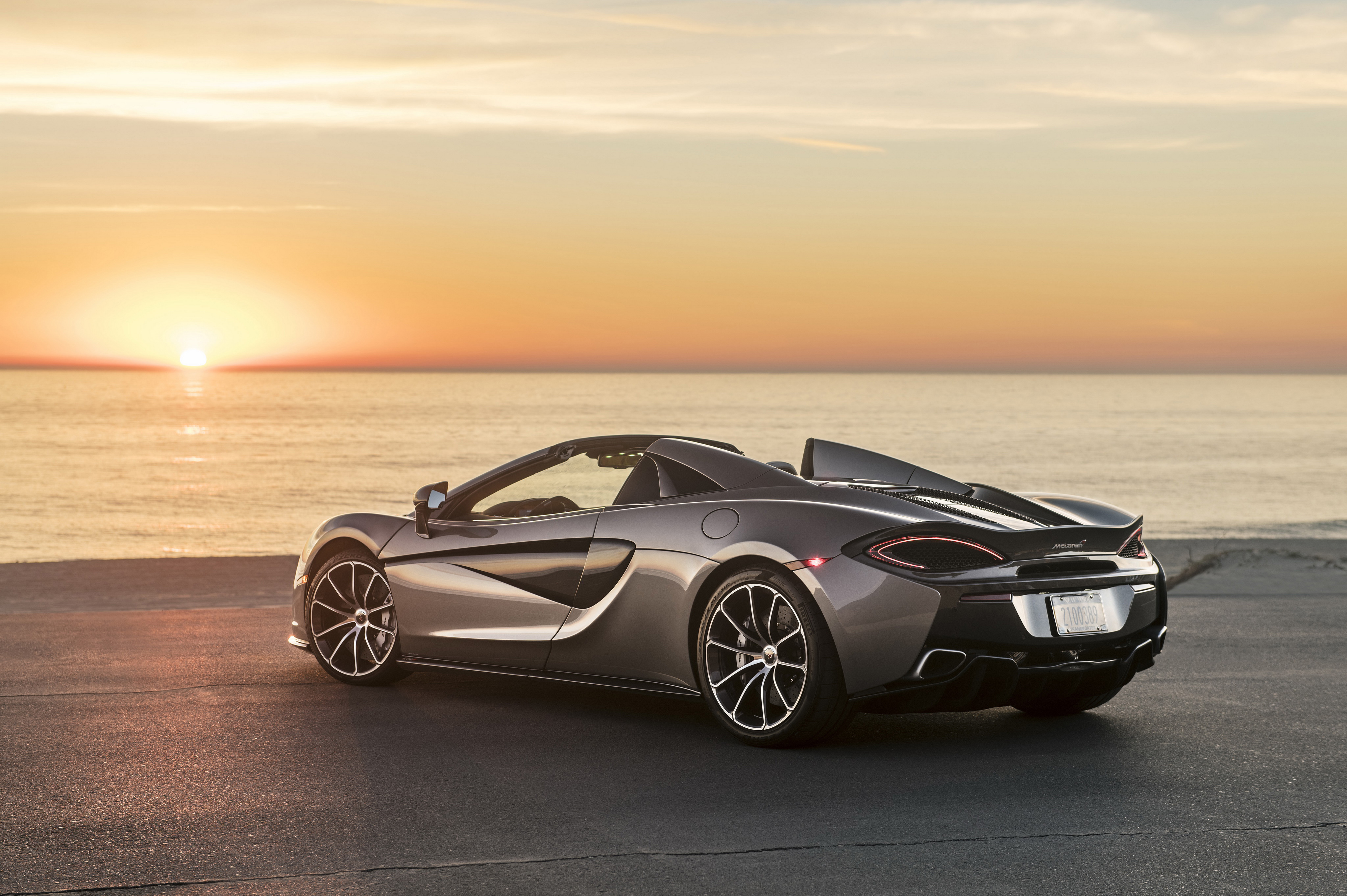 Mclaren 570S Spider Wallpapers