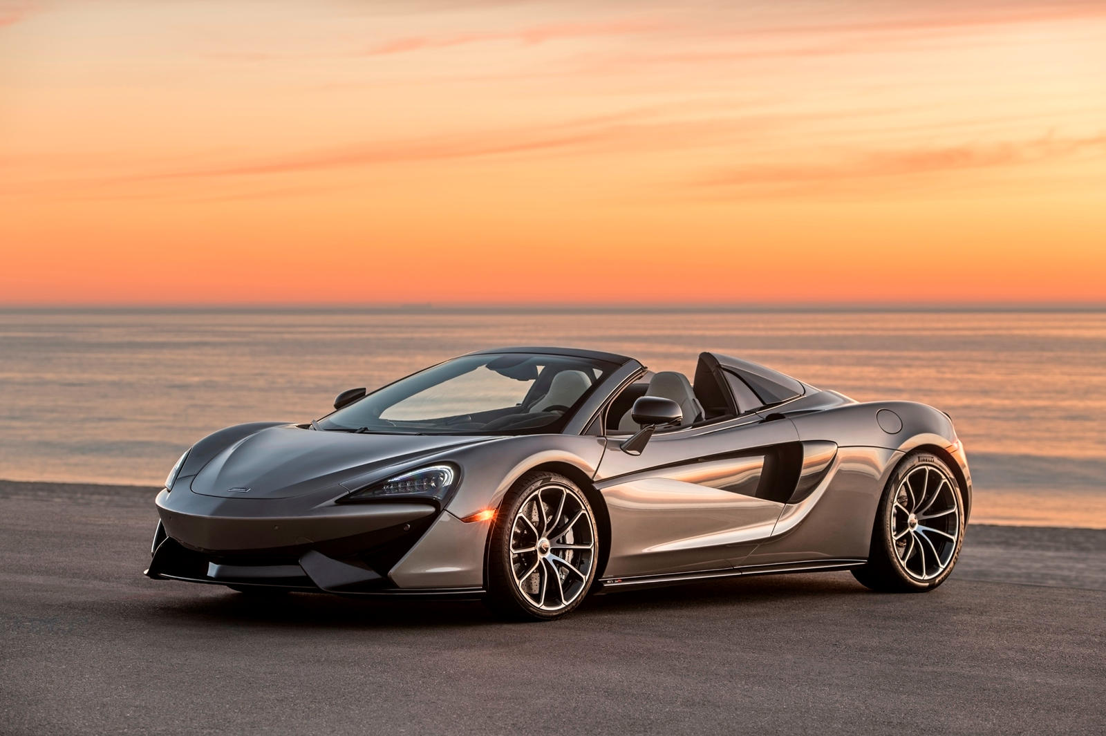 Mclaren 570S Spider Wallpapers