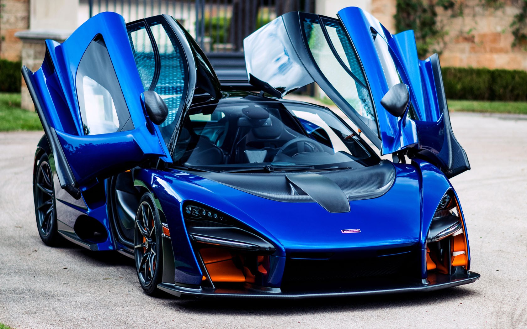 Mclaren Doors Up Modified Exhausts Wallpapers