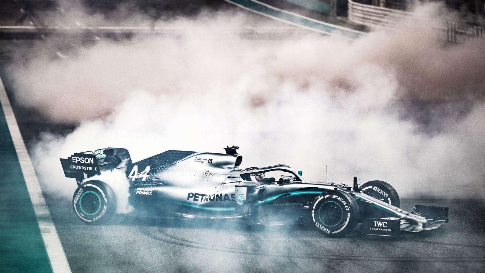 Mercedes W11 Wallpapers
