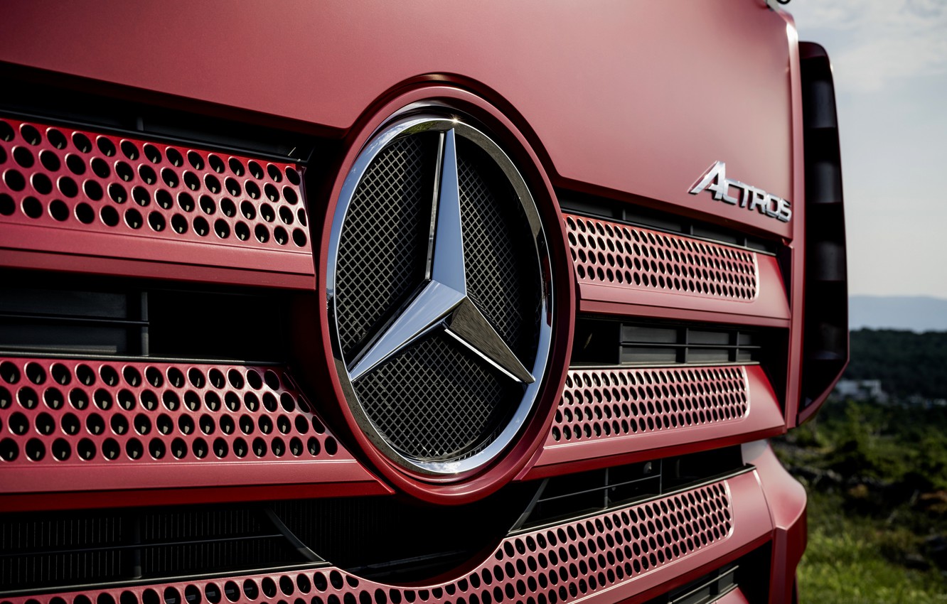 Mercedes-Benz Actros Wallpapers