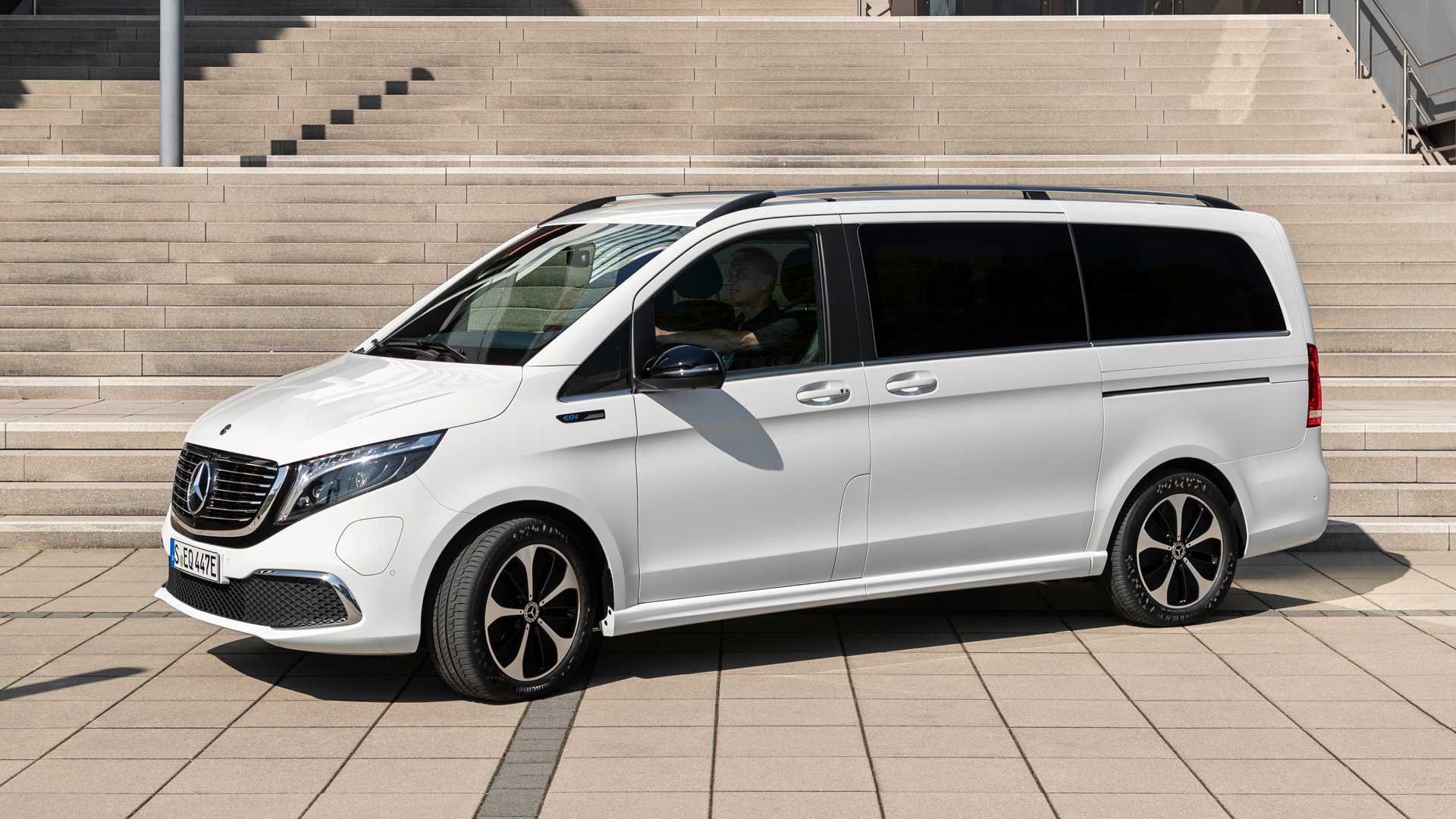 Mercedes-Benz Eqv Wallpapers