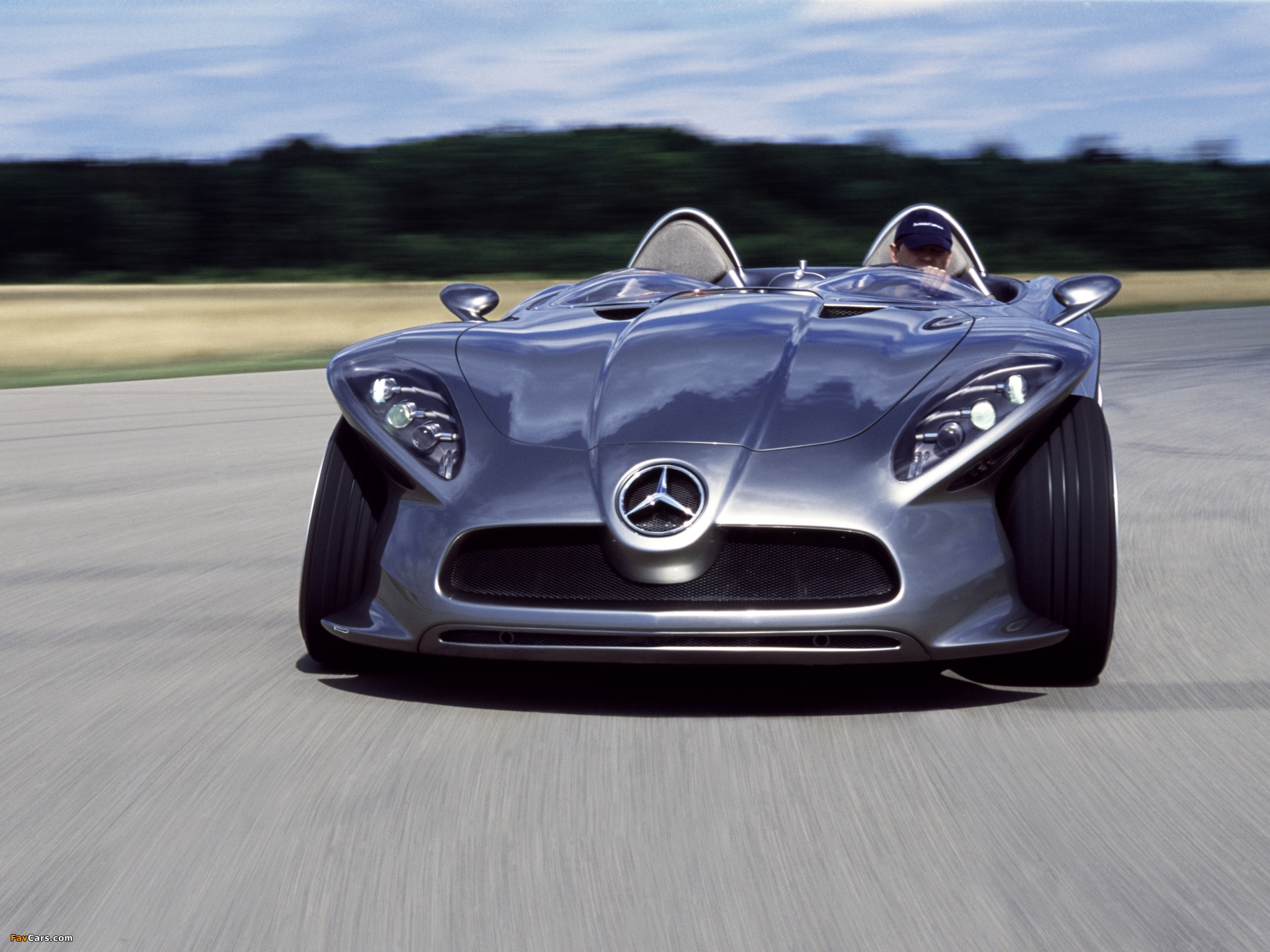 Mercedes-Benz F 400 Carving Concept Wallpapers