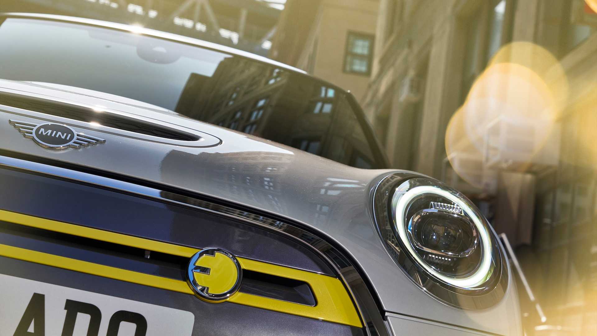 Mini Cooper S E Wallpapers