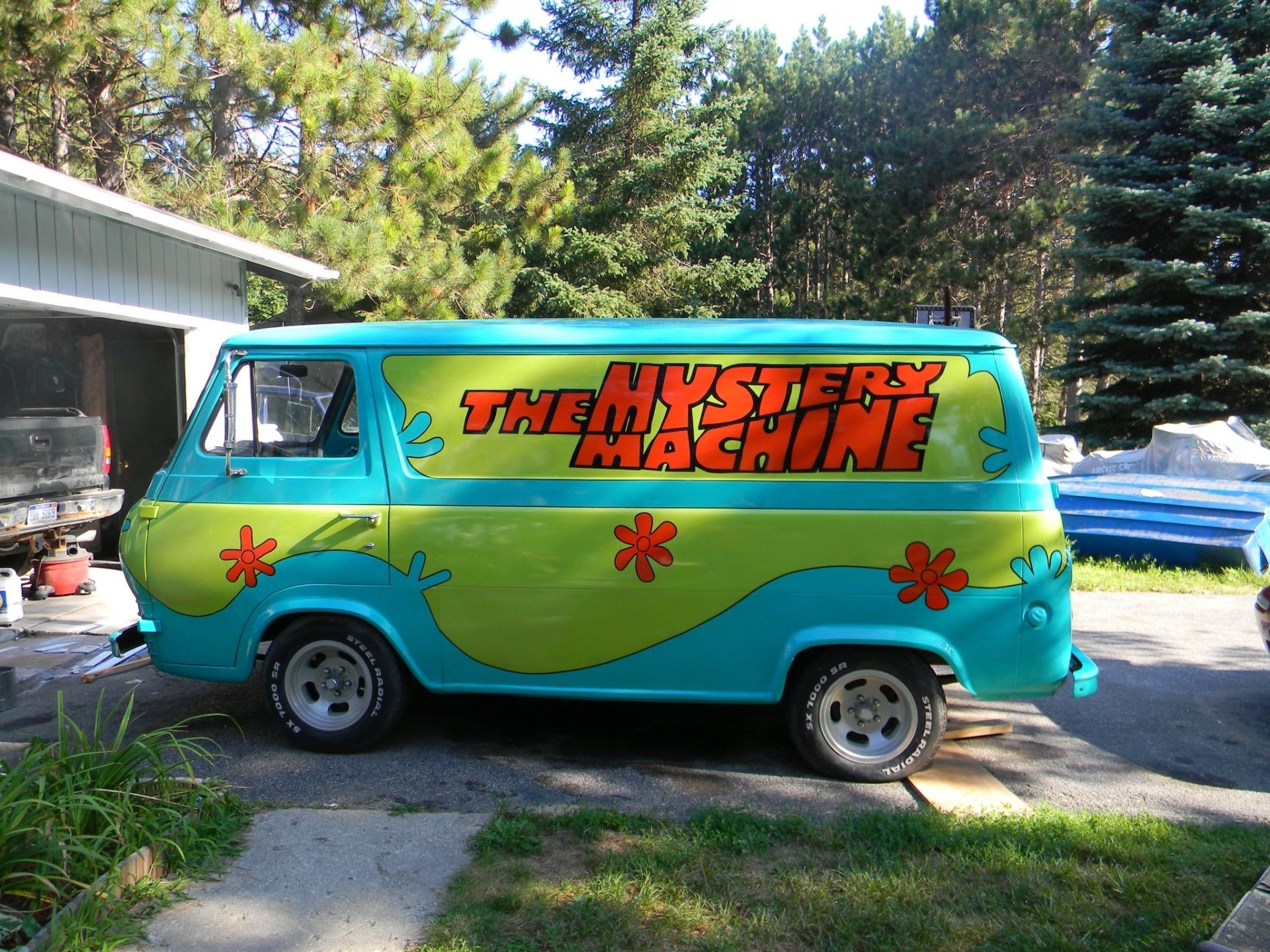 Mystery Machine Wallpapers