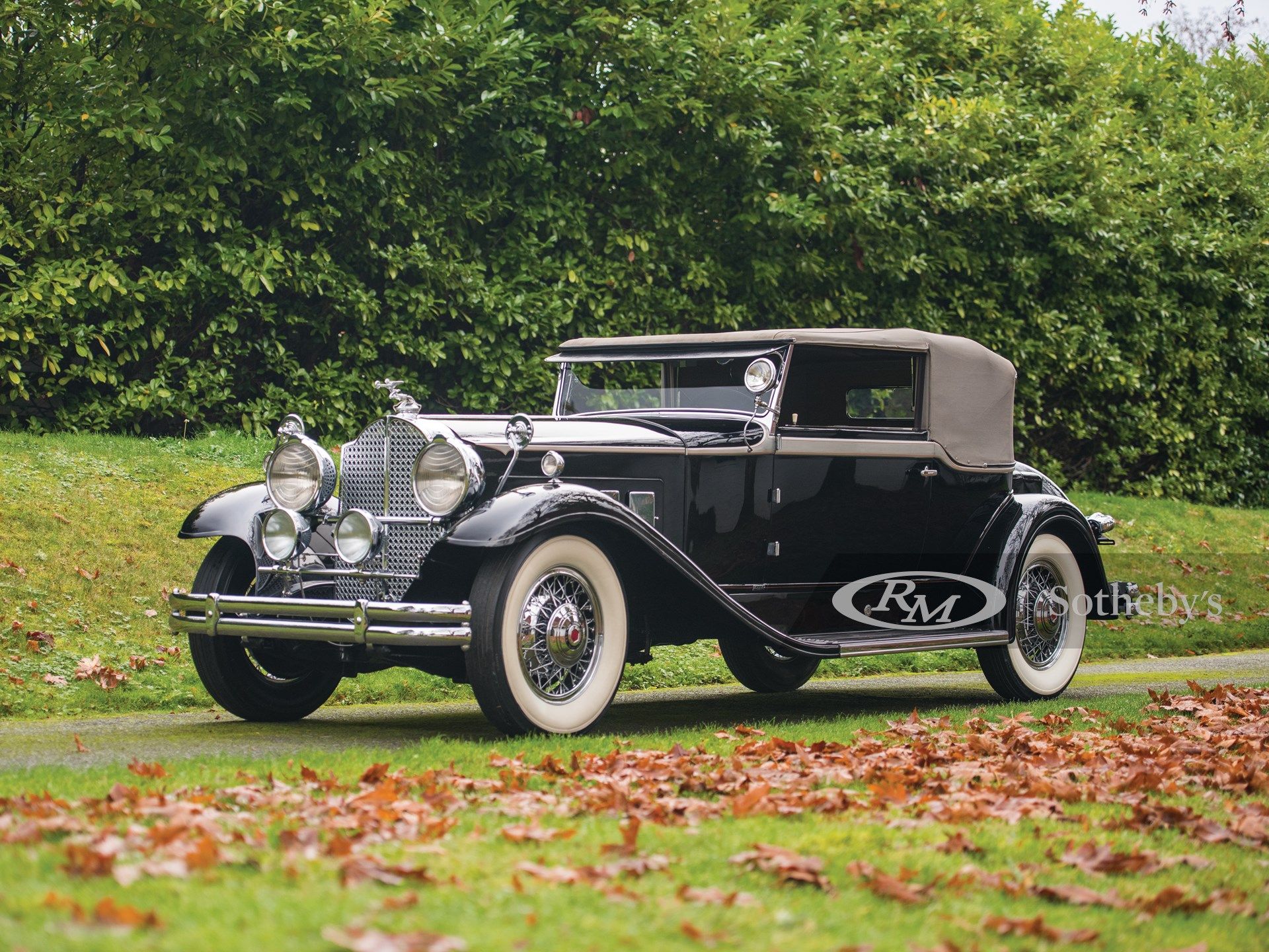 Packard Deluxe Eight Convertible Victoria Wallpapers