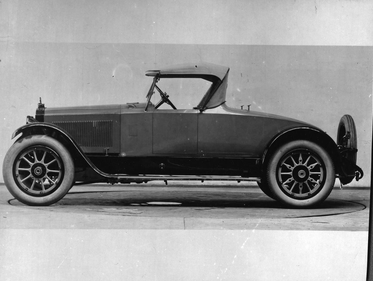 Packard Twin Six Roadster Wallpapers