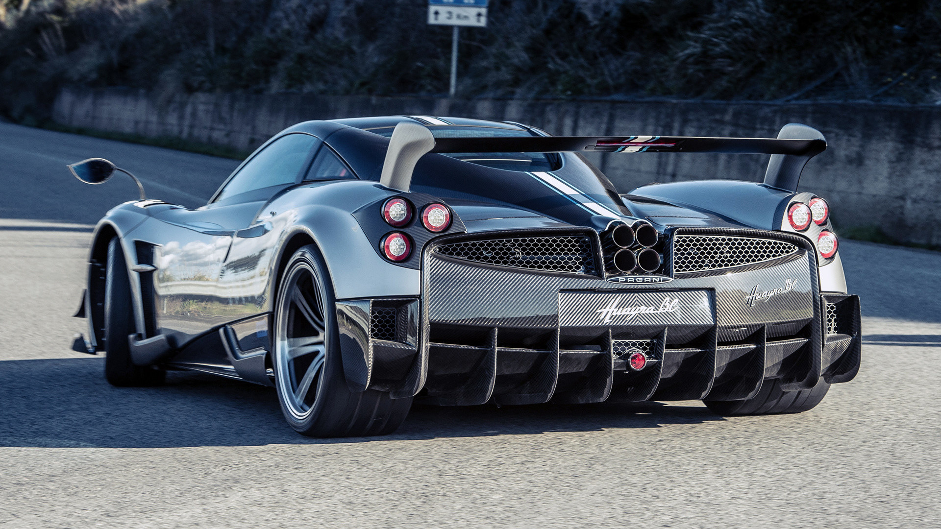 Pagani Huayra Hd Wallpapers