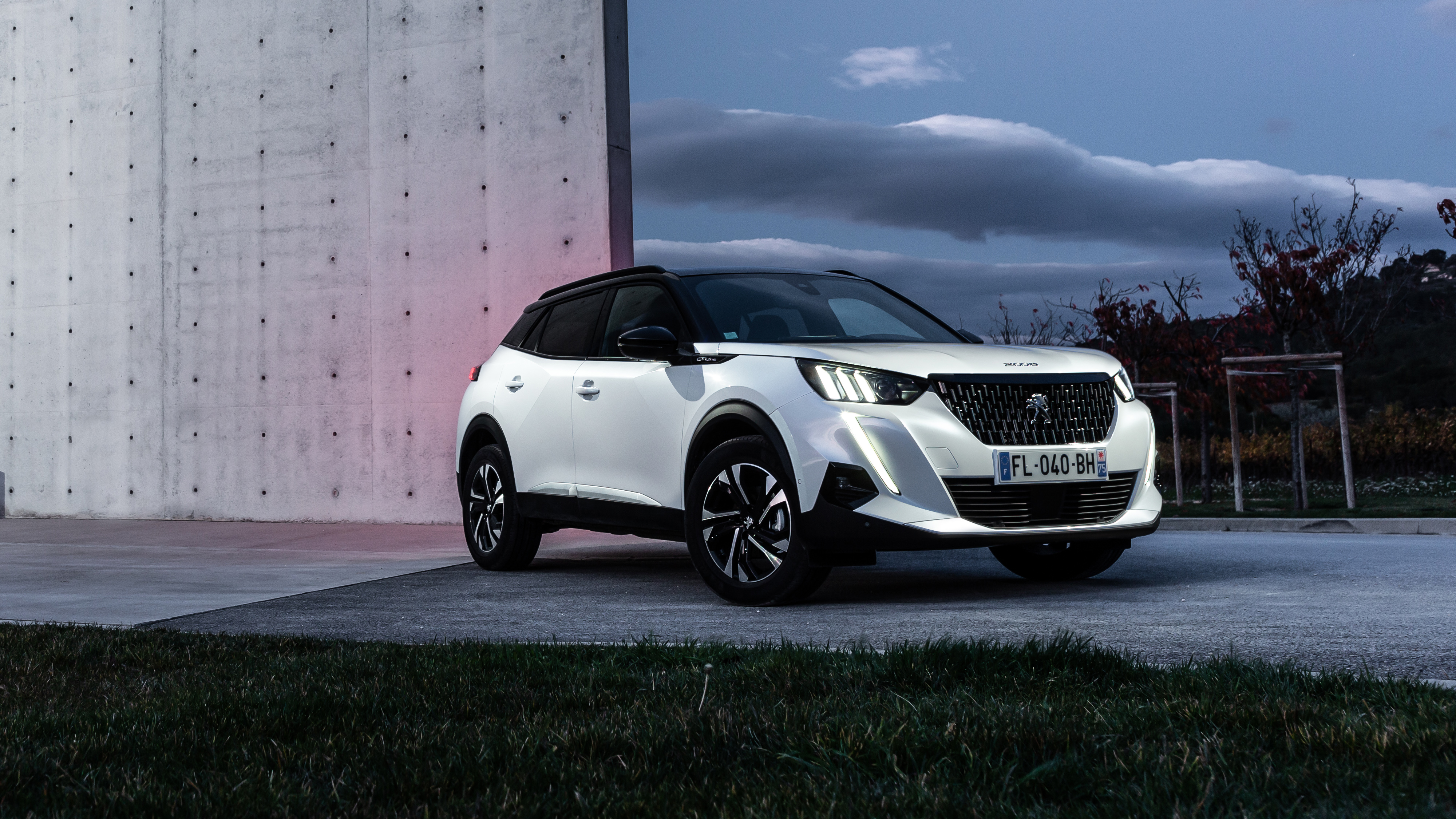 Peugeot 2008 Wallpapers