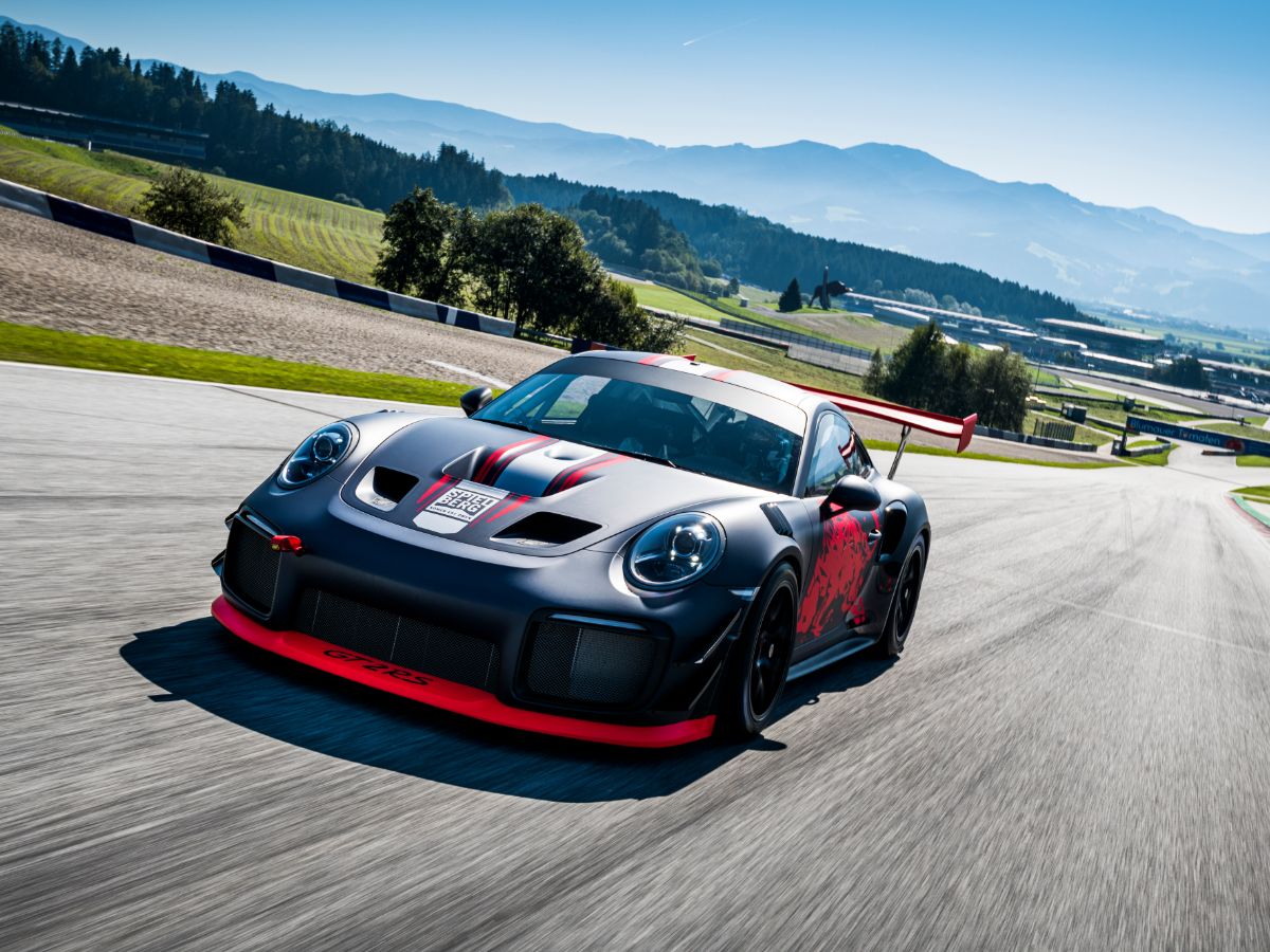 Porsche 911 Gt2 Rs Wallpapers