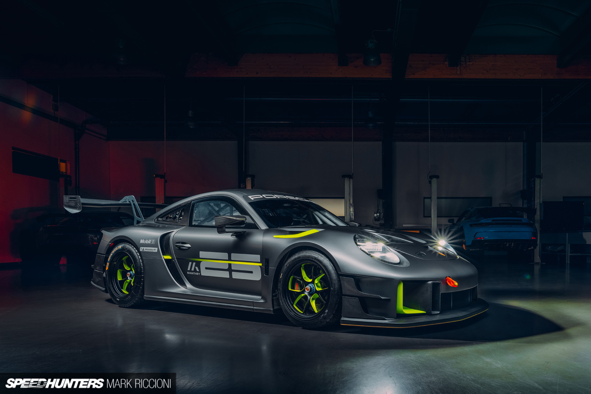 Porsche 911 Gt2 Rs Wallpapers