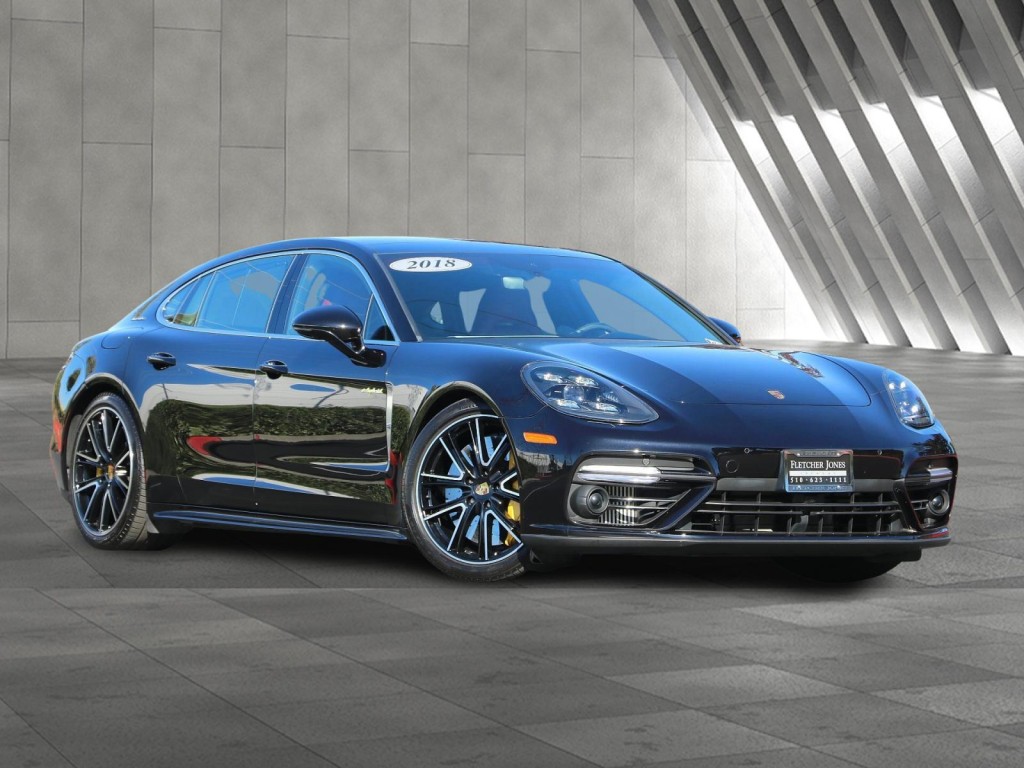 Porsche Panamera Turbo S E-Hybrid Executive Wallpapers