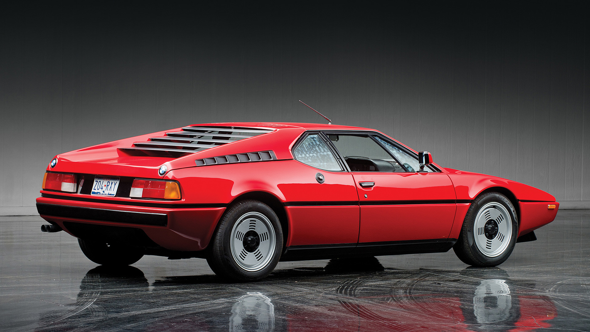 Red Bmw M1 Wallpapers