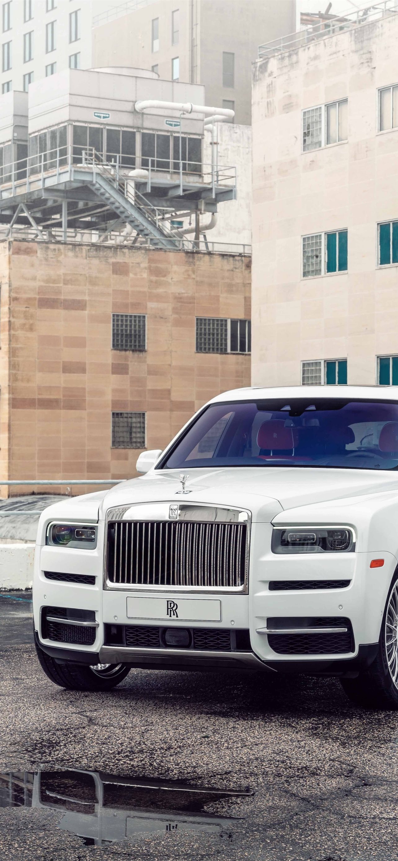 Rolls Royce Cullinan Wallpapers