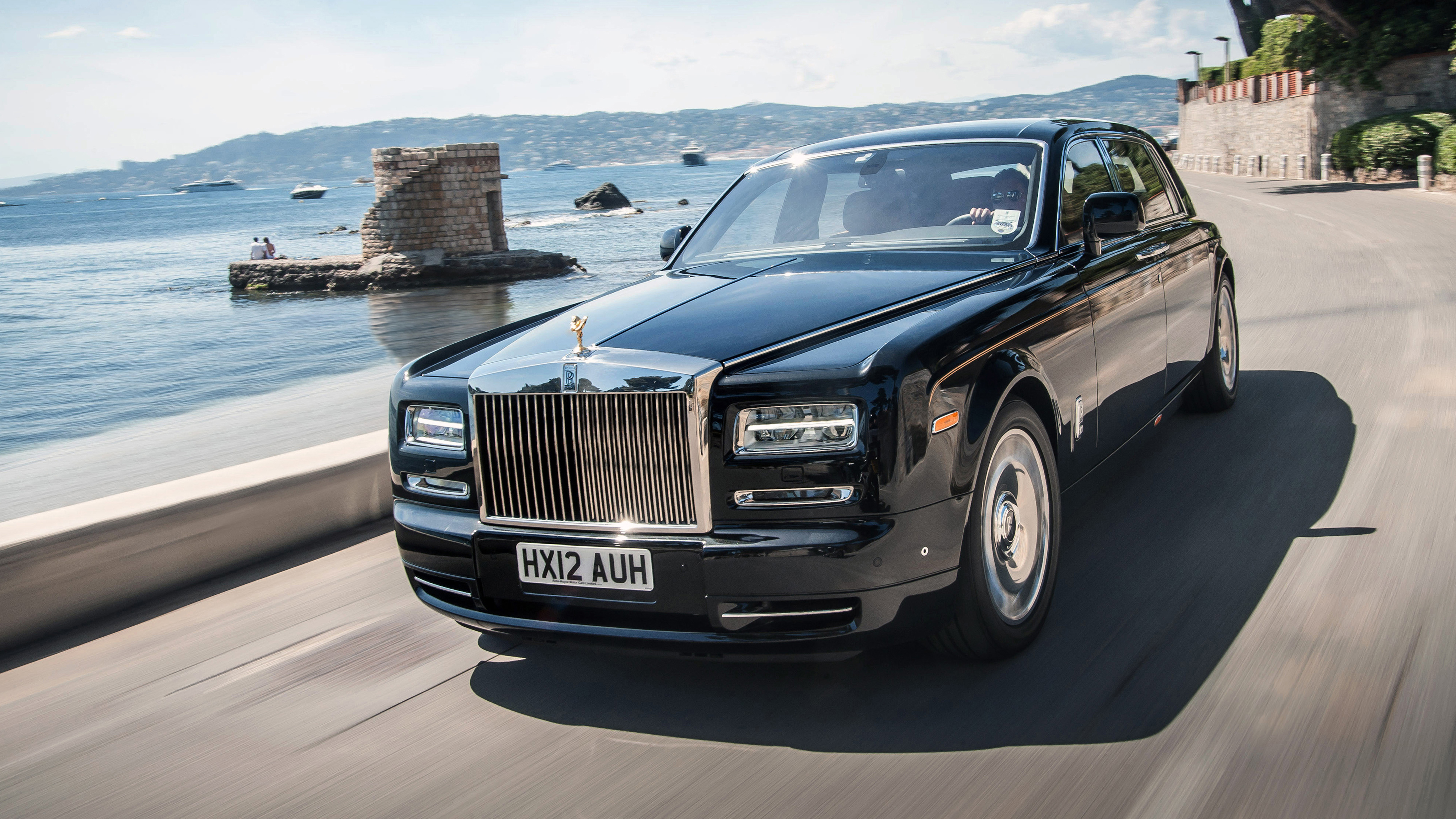 Rolls Royce Phantom 2017 Wallpapers