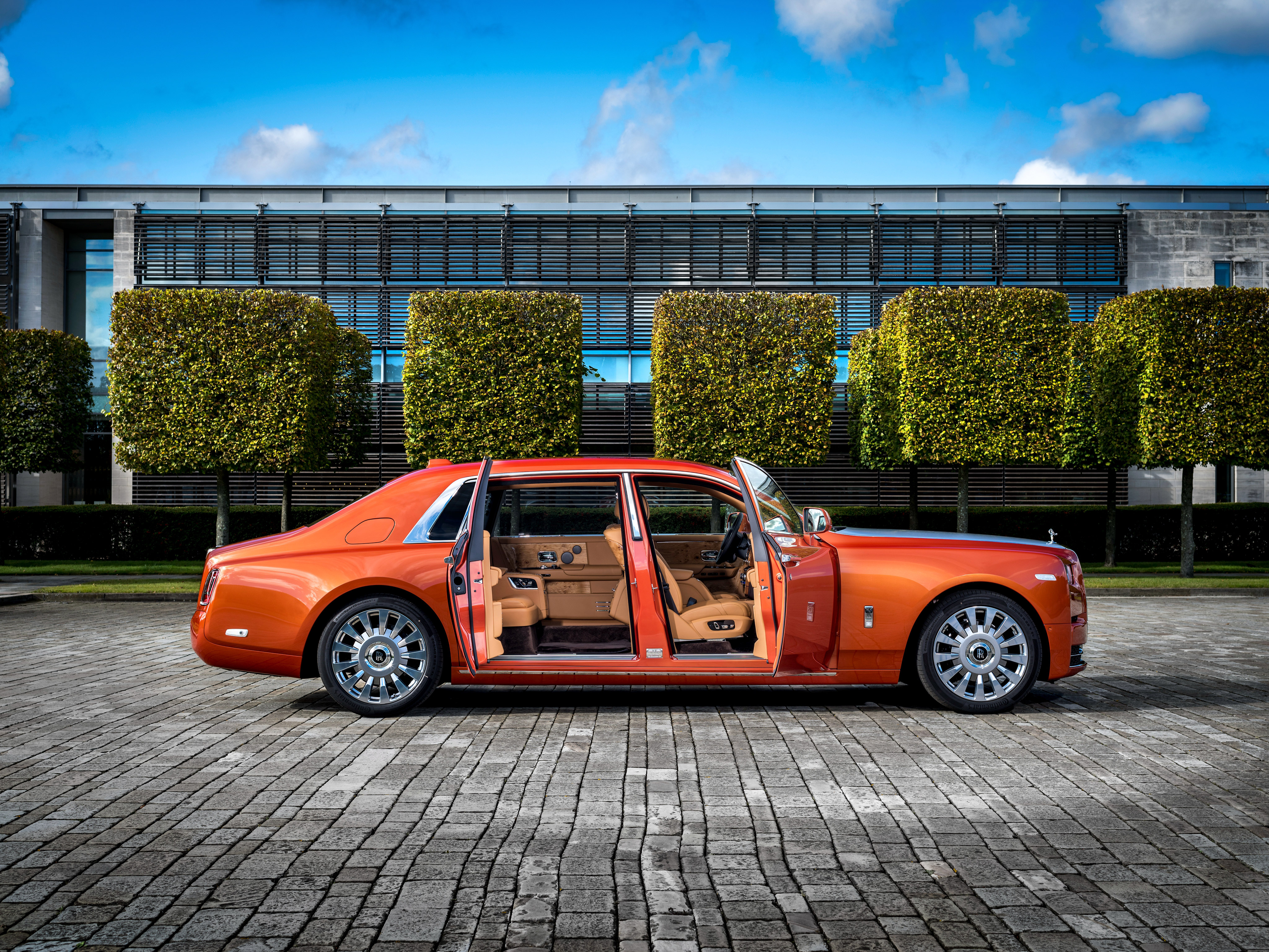 Rolls Royce Phantom 2017 Wallpapers