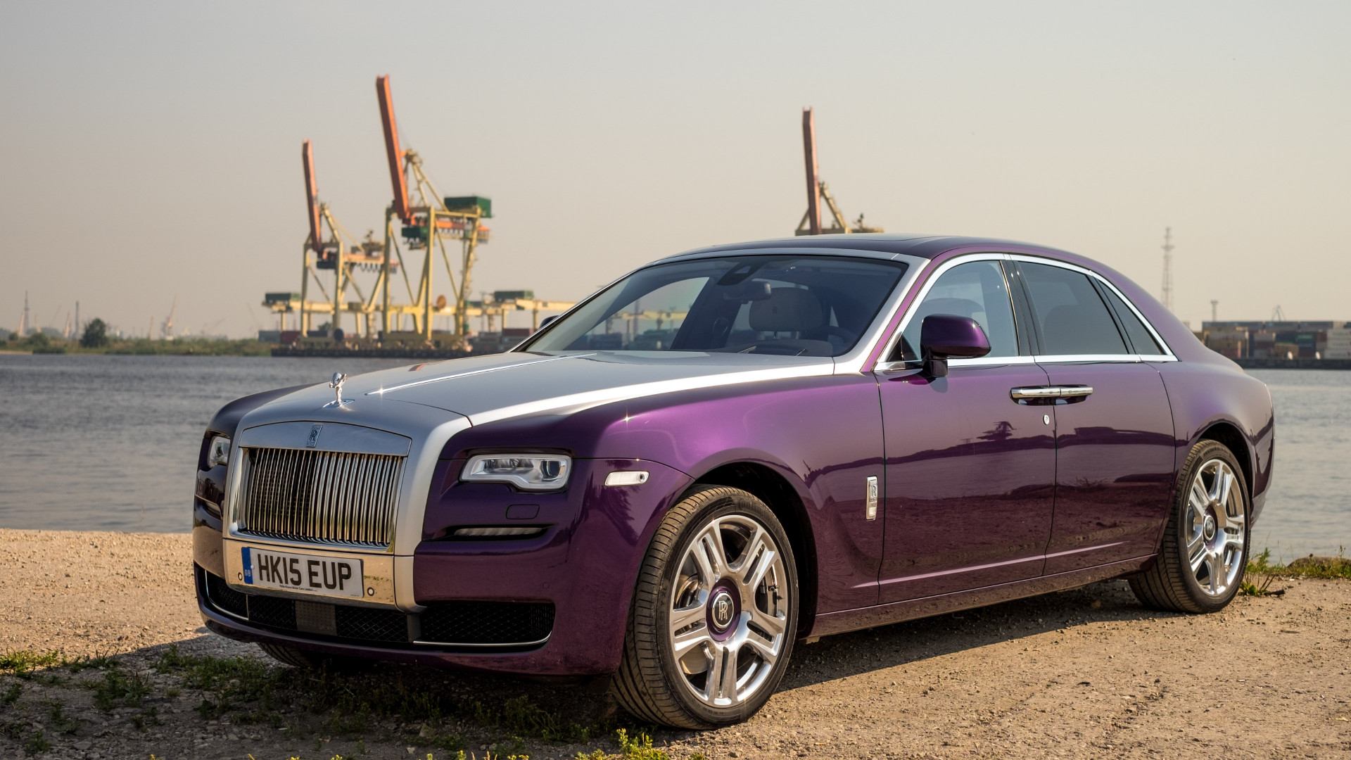 Rolls-Royce Ghost Wallpapers