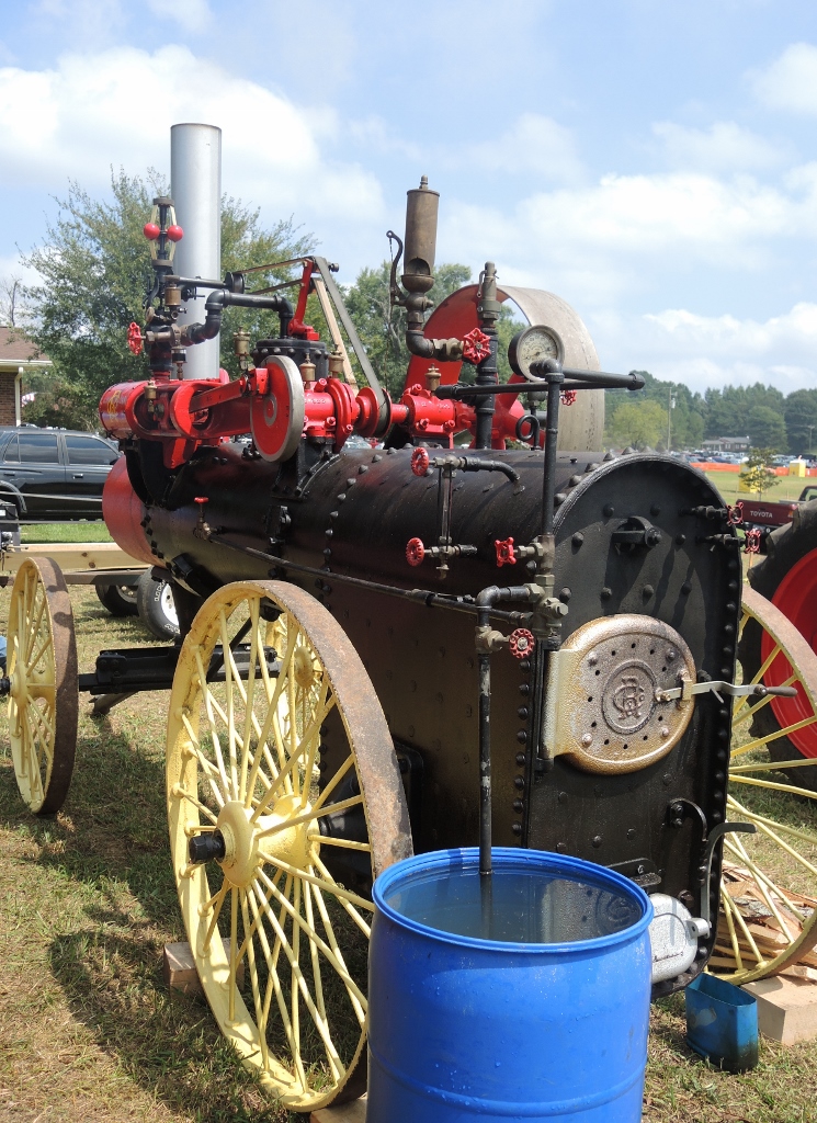 Russell Steam Tractor Wallpapers