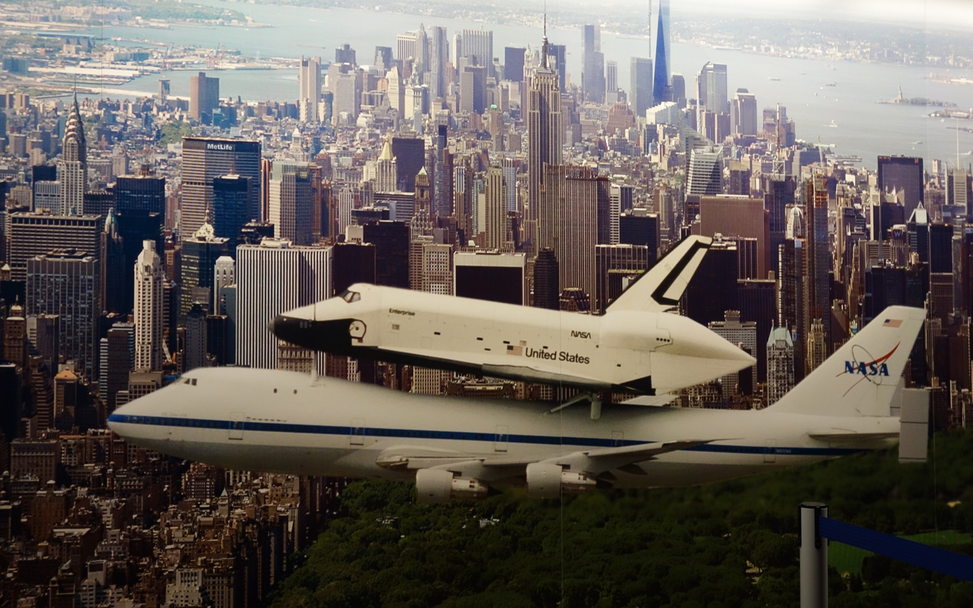 Space Shuttle Enterprise Wallpapers