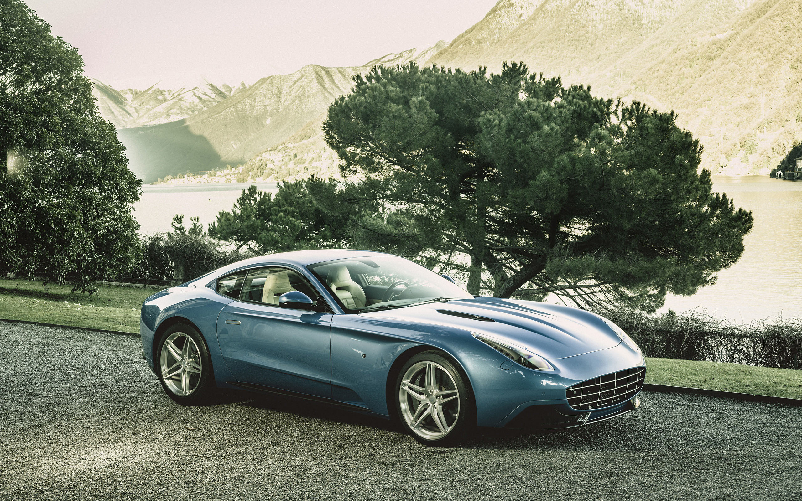 Touring Berlinetta Lusso Wallpapers