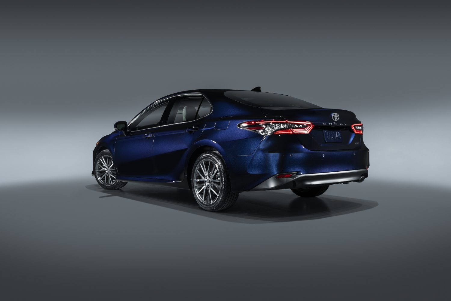 Toyota Camry 2019 Wallpapers