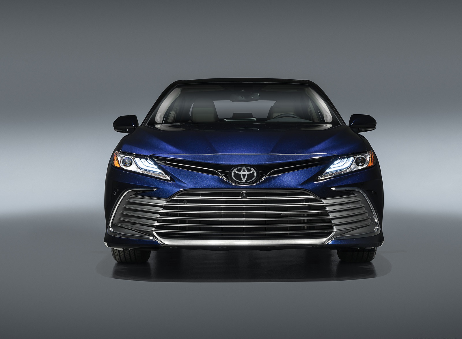 Toyota Camry Xle Wallpapers