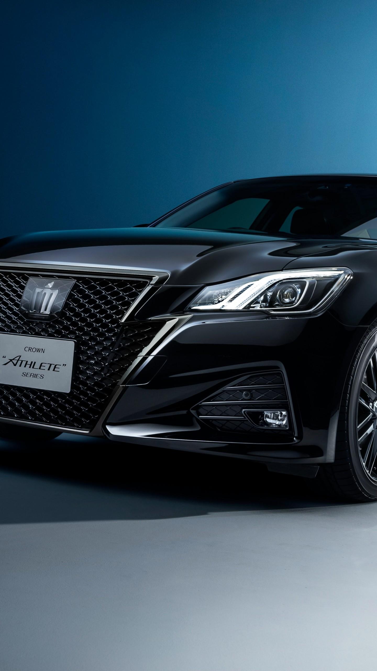 Toyota Crown Wallpapers