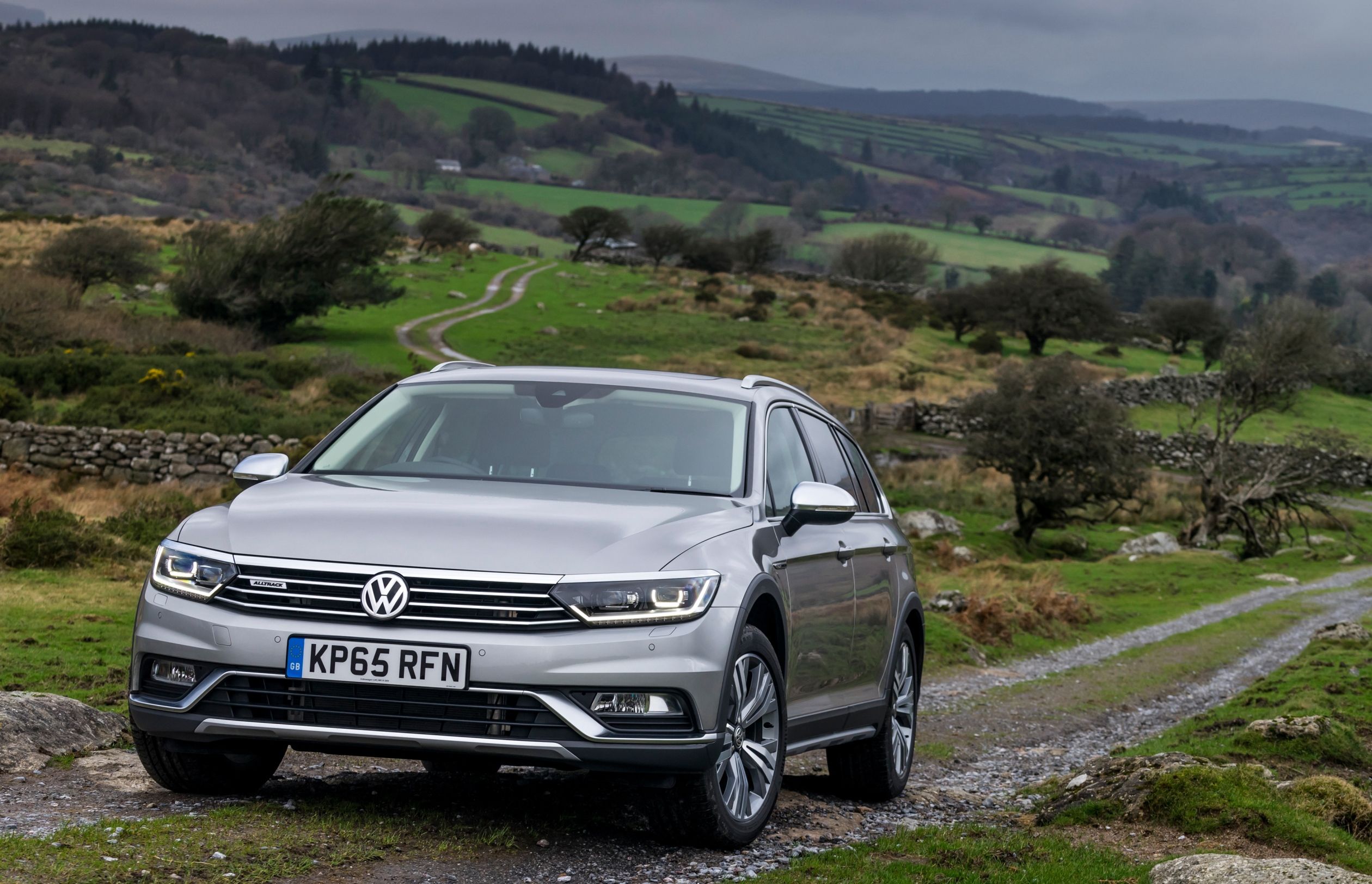 Volkswagen Passat Alltrack Wallpapers