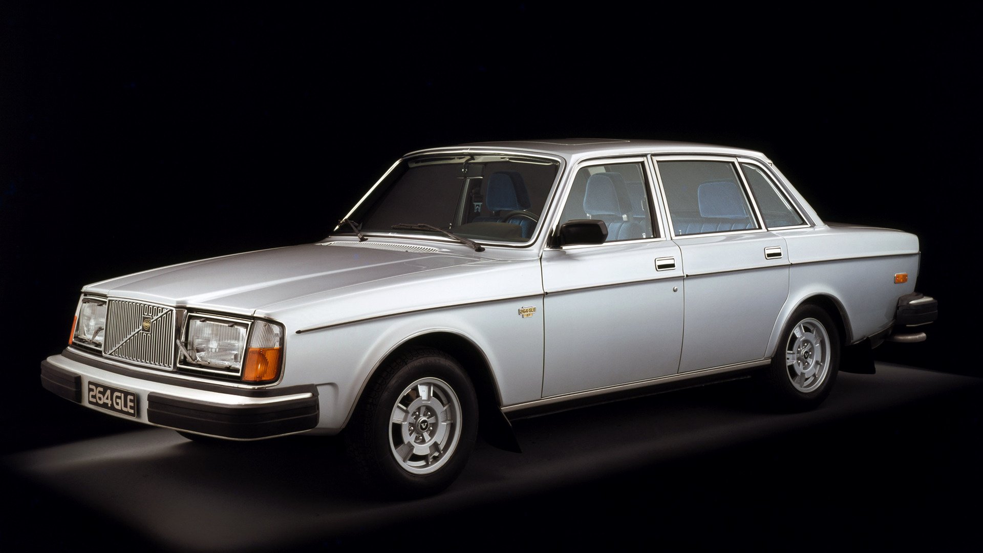 Volvo 260 Series Wallpapers