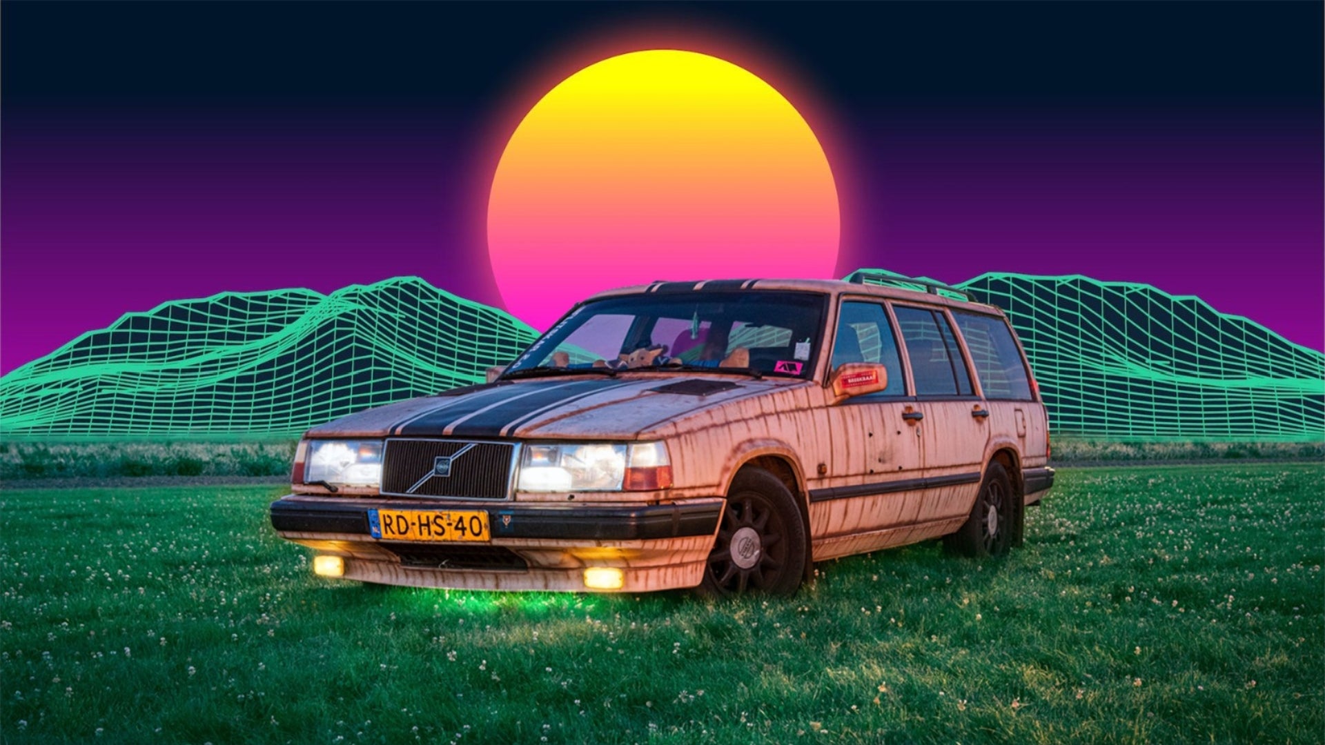 Volvo 700 Series Wallpapers