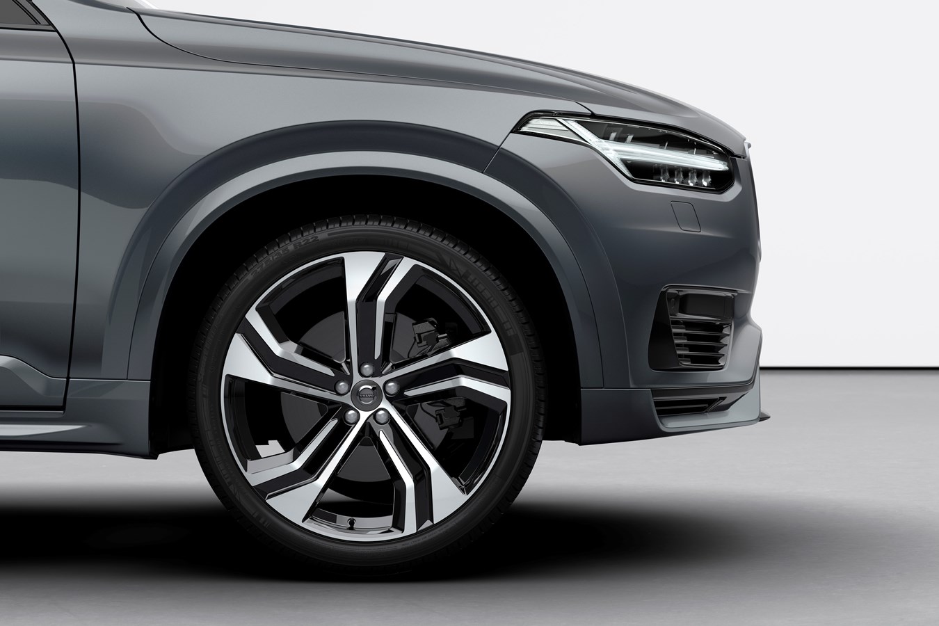 Volvo Xc90 Twin Engine R-Design Wallpapers